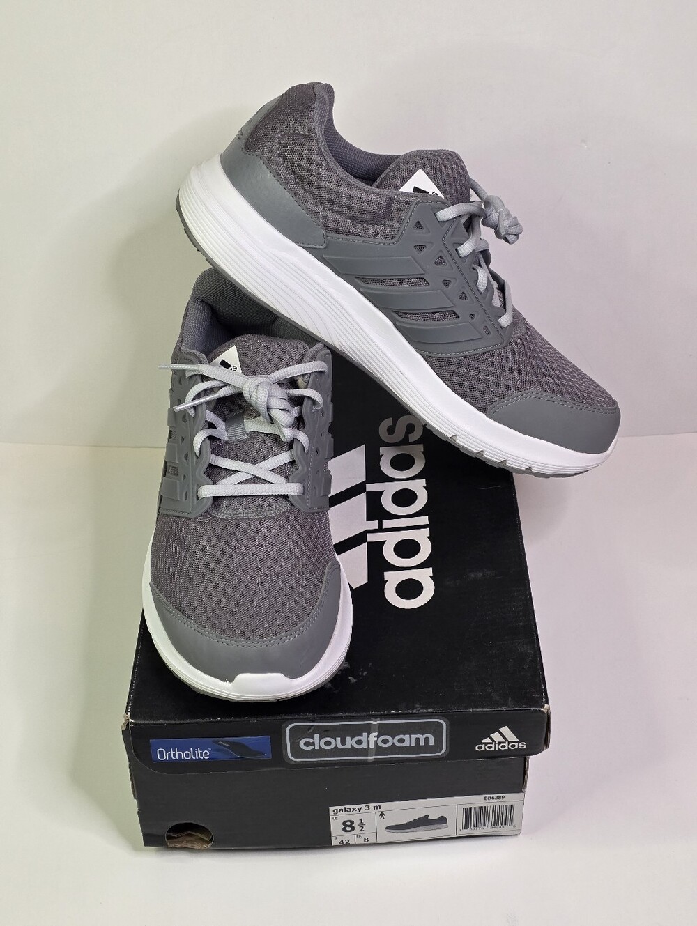VGUC Mens Adidas Galaxy 3 Running Shoes US Size 8.5 Grey BB6389